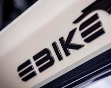 Het verschil tussen een e-bike en premium e-bike